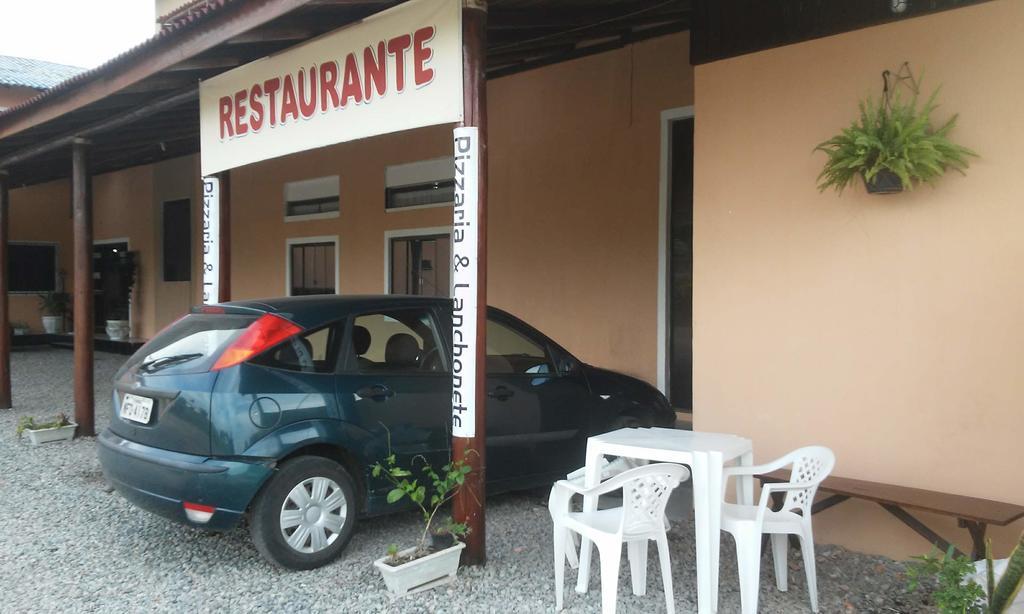 Hotel E Pousada Via Mar Itapocu Kültér fotó
